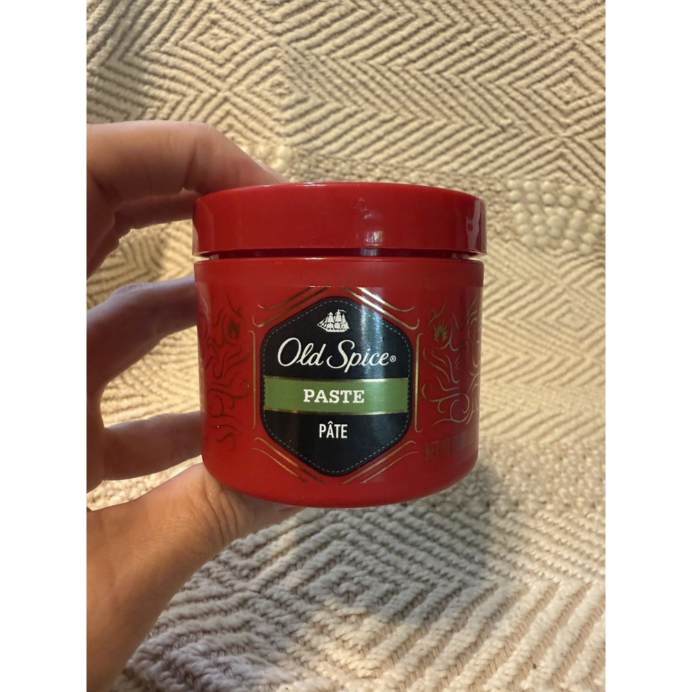 (1) Old Spice Unruly Paste Medium Hold Textured Finish 2.64 oz NEW